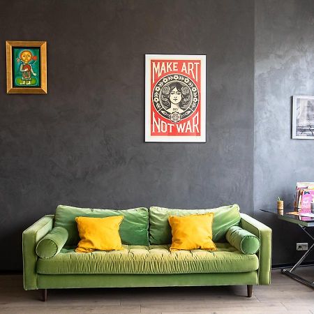 Le Loft Horloger Avec Parking Apartment เบอซองซง ภายนอก รูปภาพ
