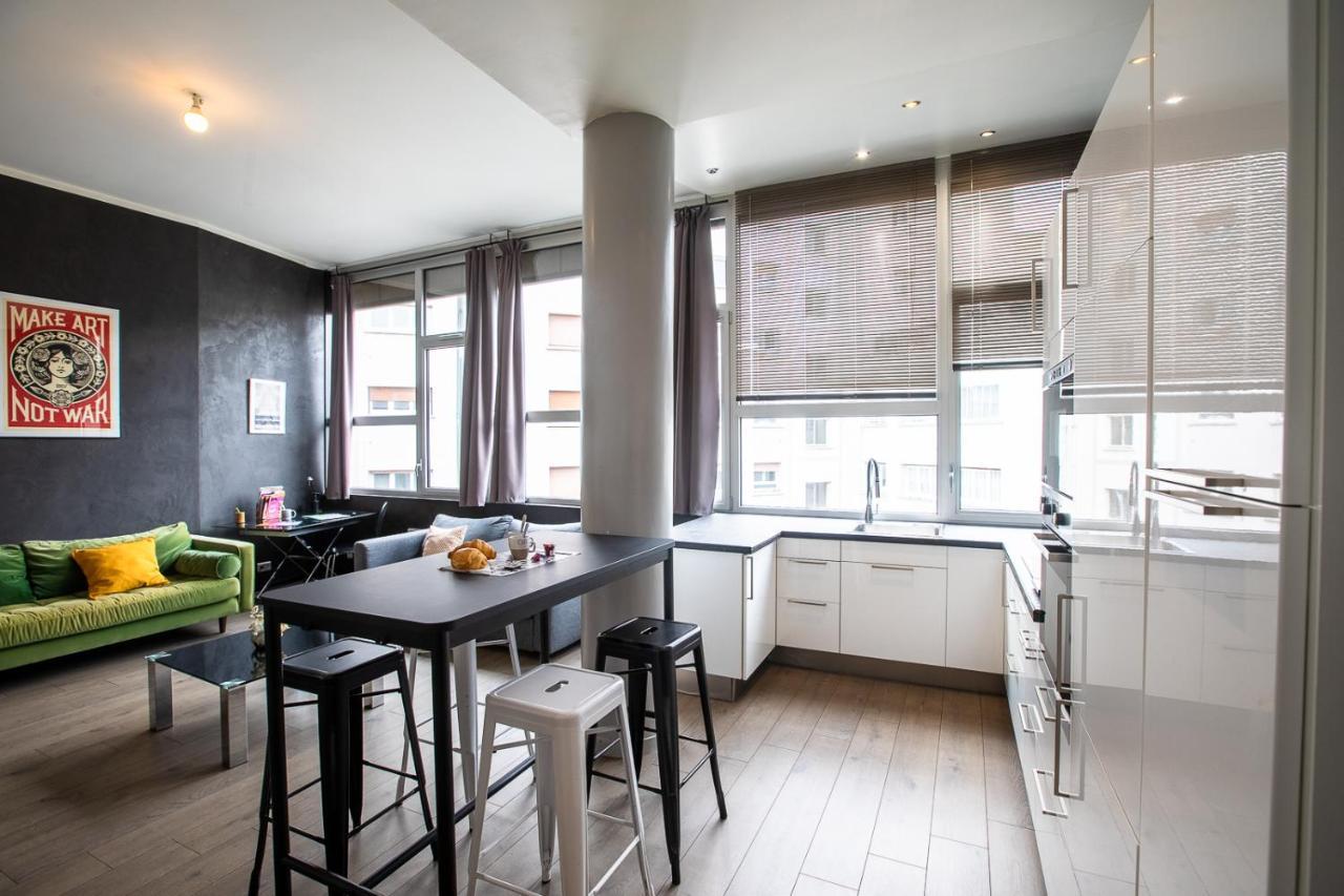 Le Loft Horloger Avec Parking Apartment เบอซองซง ภายนอก รูปภาพ