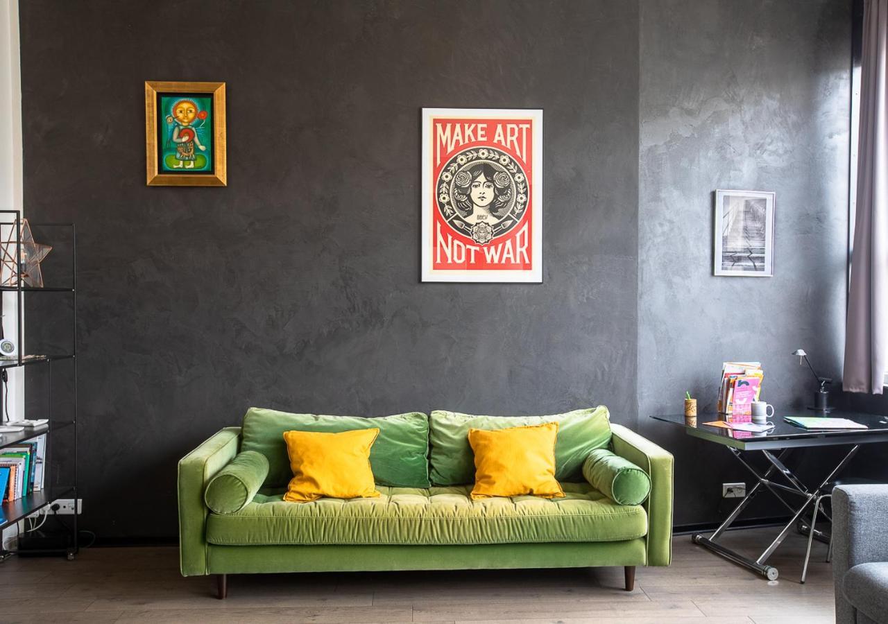 Le Loft Horloger Avec Parking Apartment เบอซองซง ภายนอก รูปภาพ
